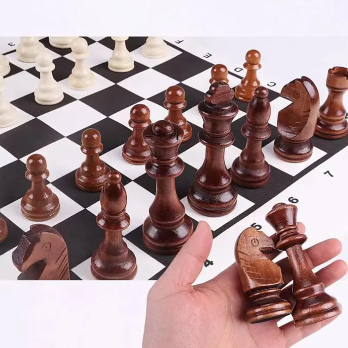 32-Piece Wooden Chess Set with Leather Board — King 110mm (Model 4in)